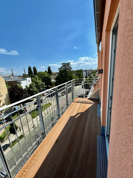 2-ZIMMER-BAU-DACHGESCHOSS MIT TERRASSE – EINBAUKÜCHE - SOFORTBEZUG! — photo 1